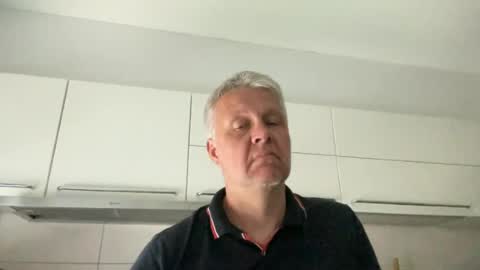 Snapshot of devon_nite chatting on June 24, 12:59 pm Devon online show from June 24, 12:59 pm
