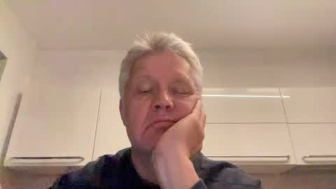 Snapshot of devon_nite chatting on July 12, 12:56 am Devon online show from July 12, 12:56 am