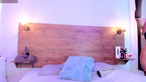 Snapshot of devoraevanss1 chatting on October 11, 10:08 pm Mrs Devora online show from October 11, 10:08 pm