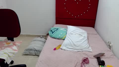 Devora.. online show from January 14, 5:01 pm