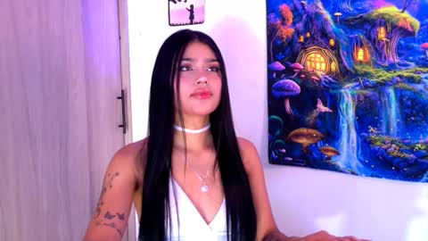 Sara 3 online show from November 9, 7:01 pm