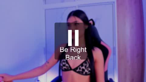 Snapshot of devours_fire chatting on March 27, 8:41 pm Sara 3 online show from March 27, 8:41 pm