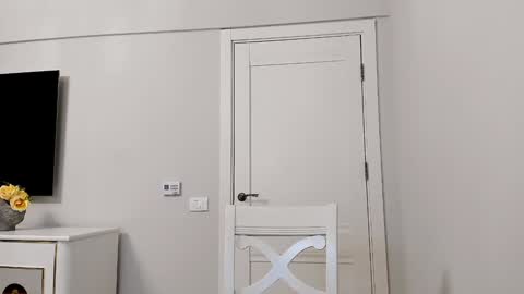 Snapshot of devyale chatting on December 12, 10:02 am devyale online show from December 12, 10:02 am