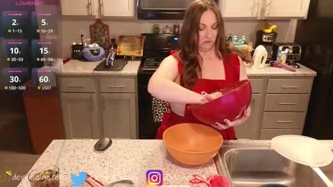 Devyn Reign online show from November 6, 2:34 am