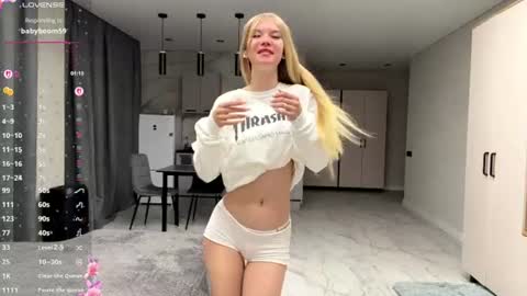 dewdropdoll online show from July 28, 9:25 pm
