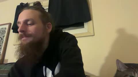 Snapshot of deweydreams chatting on April 8, 2:33 am deweydreams online show from April 8, 2:33 am