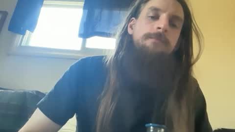 Snapshot of deweydreams chatting on April 12, 4:01 pm deweydreams online show from April 12, 4:01 pm