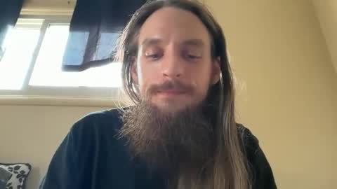 Snapshot of deweydreams chatting on April 15, 9:37 pm deweydreams online show from April 15, 9:37 pm
