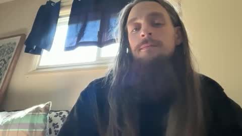 Snapshot of deweydreams chatting on April 21, 6:12 pm deweydreams online show from April 21, 6:12 pm