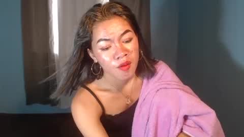 Snapshot of dexie121698 chatting on January 21, 6:33 am dexie121698 online show from January 21, 6:33 am