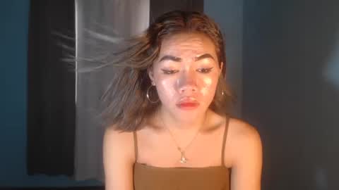 Snapshot of dexie121698 chatting on January 27, 7:14 am dexie121698 online show from January 27, 7:14 am