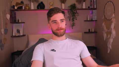 Dexter online show from November 8, 9:42 am