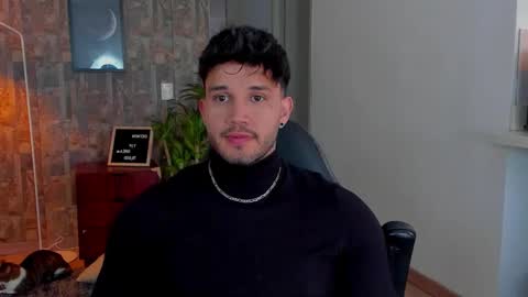 JULIAN online show from December 20, 8:38 pm