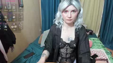 dia_angel online show from September 15, 6:30 pm