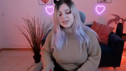 Dia online show from February 10, 8:00 pm