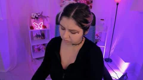 Dia online show from October 8, 7:55 pm