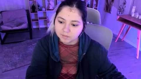 Dia online show from October 24, 8:27 pm