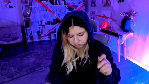 Dia online show from November 2, 10:56 pm