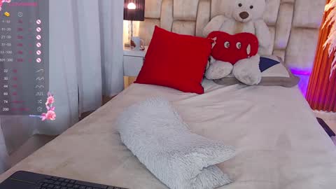 diamond_canela online show from January 18, 12:04 pm