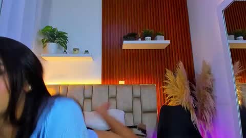 Snapshot of diamond_canela chatting on September 23, 2:58 am diamond_canela online show from September 23, 2:58 am