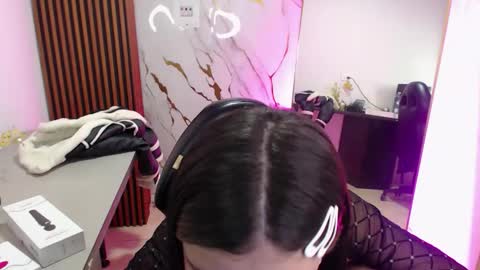 Snapshot of diamond_juliana_ chatting on April 29, 3:21 am diamond_juliana_ online show from April 29, 3:21 am