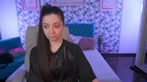 Sasha online show from May 5, 5:37 am