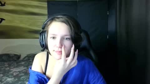 diana_back3 online show from November 9, 3:10 pm