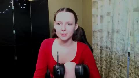 diana_back3 online show from January 10, 12:18 pm