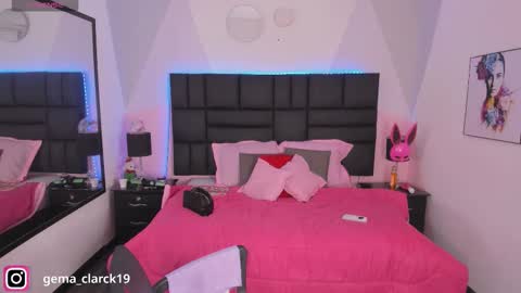 Snapshot of diana_clarck chatting on October 21, 8:42 pm Diana Tamayo online show from October 21, 8:42 pm