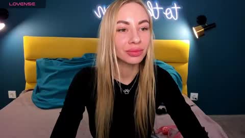 Diana  online show from January 24, 8:55 am