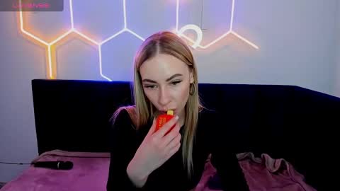 Diana  online show from February 8, 8:42 am