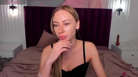 Diana  online show from October 6, 1:25 am