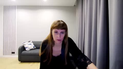 Snapshot of diana_meridor chatting on December 8, 10:14 pm diana_meridor online show from December 8, 10:14 pm