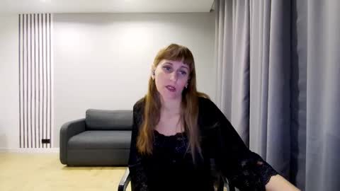 Snapshot of diana_meridor chatting on December 22, 5:01 am diana_meridor online show from December 22, 5:01 am