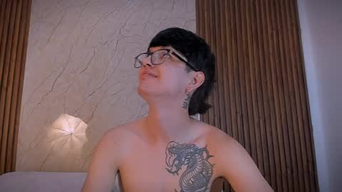 Snapshot of diana_santhy chatting on April 3, 6:28 pm diana_santhy online show from April 3, 6:28 pm
