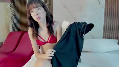 Snapshot of diana_santhy chatting on June 4, 6:36 pm diana_santhy online show from June 4, 6:36 pm