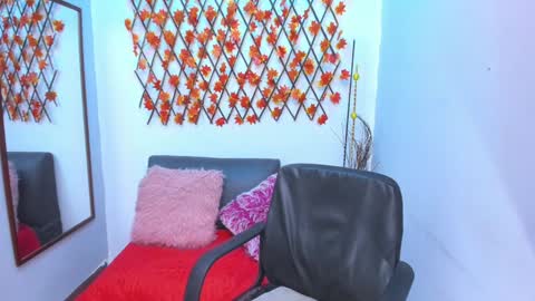 Diana online show from February 8, 3:21 pm