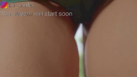 Snapshot of diana_smiley chatting on June 12, 1:48 am Diana online show from June 12, 1:48 am