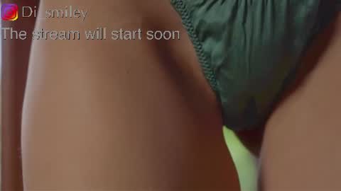 Snapshot of diana_smiley chatting on June 23, 1:58 am Diana online show from June 23, 1:58 am
