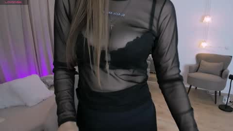 Snapshot of diana_soft chatting on April 2, 1:31 pm Diana online show from April 2, 1:31 pm