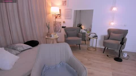 Snapshot of diana_soft chatting on April 4, 5:27 am Diana online show from April 4, 5:27 am