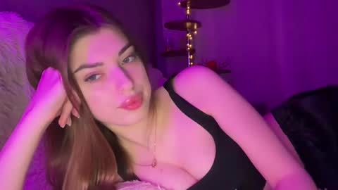 Snapshot of dianaa_lee chatting on March 3, 11:21 pm DIANA online show from March 3, 11:21 pm