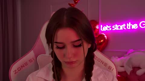 Diana online show from February 11, 9:35 pm