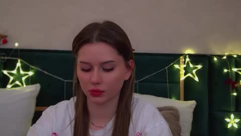 Diana online show from December 16, 3:28 pm