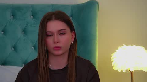 Diana online show from April 29, 5:52 pm