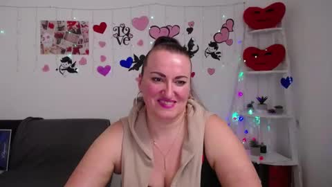 Diana online show from March 6, 1:03 pm