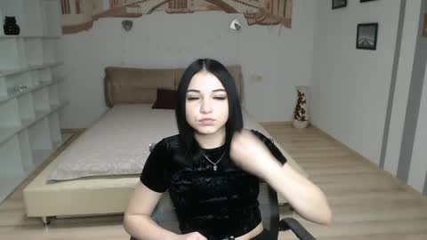 Snapshot of dianaolsens chatting on December 1, 6:51 am Diana online show from December 1, 6:51 am