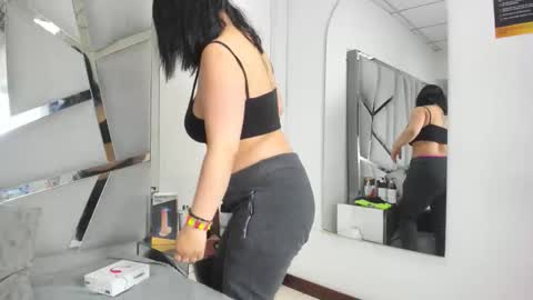 dianarous online show from October 7, 4:20 am