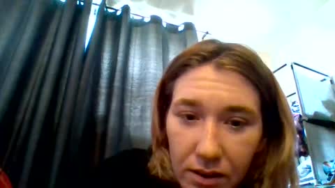 Snapshot of dianarussell864 chatting on October 21, 4:30 pm dianarussell864 online show from October 21, 4:30 pm