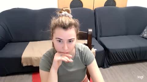 dianasmiey7 online show from December 13, 6:27 pm